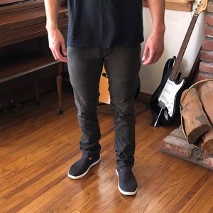 Zara Men’s Faded Charcoal Pants